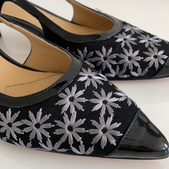 Trotters Kimberly Dress Pump - Picture 4 of 12